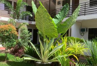 Cozy Studio type Bedroom Unit in Davao allows 18 year olds to book a room