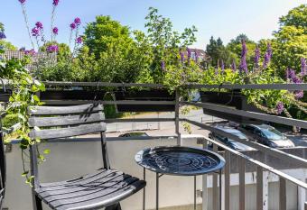Ferienwohnung mit Badestrand has Balcony rooms