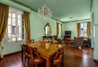 Casa Centrale Kos allows 18 year olds to book a room