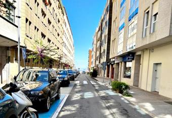 Anduri  a, Piso En Zona Familiar Con Parking allows 18 year olds to book a room