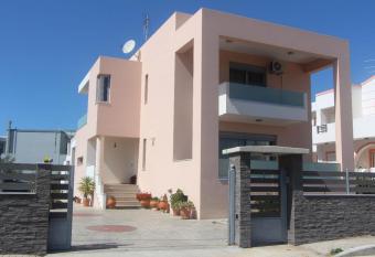 Valentina s Luxe Apartment has Balcony rooms