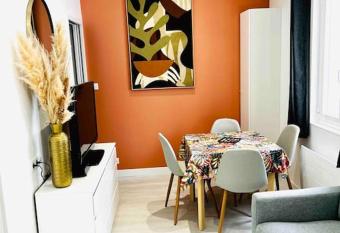 Saint-Gilles-Croix-de-Vie, Charmant 2 pi  ces  O GITE  has Balcony rooms