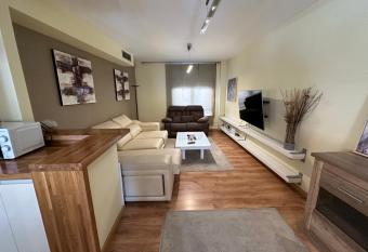 Oktheway Sada has Balcony rooms