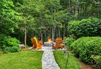 Luxury Mountain Home with Large Outdoor Fire Pit allows 18 year olds to book a room