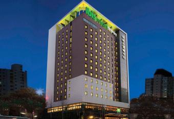 Ibis Styles Ambassador Seoul Gangnam allows 18 year olds to book a room