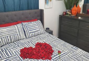 La Familia #1 allows 18 year olds to book a room