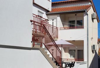 Apartmani Mirela Valbandon (Fa  ana) has Balcony rooms