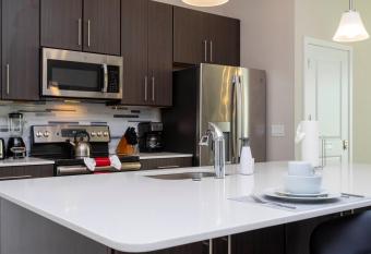 Breathtaking Vacation Home with Private Hot Tube 168 has rooms with a private hot tub