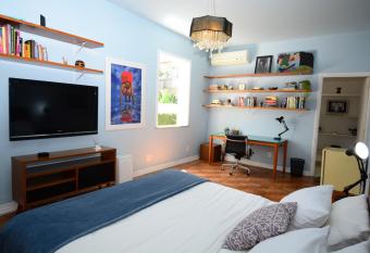 Casa ESPETACULAR no Rio has Smoking rooms