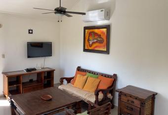 Rosa Hermosa Los Corales Punta Cana has rooms with a private hot tub