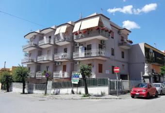 Casa vacanza Mamma Maria has Balcony rooms