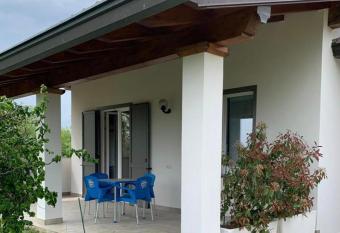 Casa Vacanze AL CAPRIANO appartamento Mora allows 18 year olds to book a room