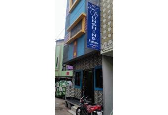 Hotel Sunshine Palace, Ujjain has Smoking/Balcony rooms