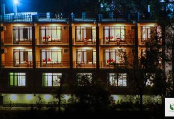 hotel Dhulikhel view point has Balcony rooms