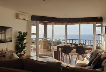 Jimbaran has Balcony rooms