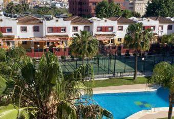 People Homes Bajo Gu  a has Balcony rooms