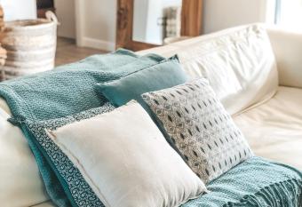 VILLA et MAZET    proximit   du centre ville allows 18 year olds to book a room