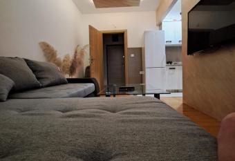 Stan na dan has Balcony rooms