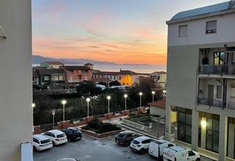 Casa Vacanze Bicocchi allows 18 year olds to book a room