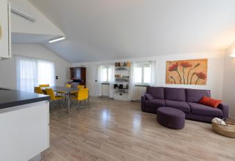 Casa Vecchia Quercia has Balcony rooms