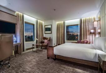 Hilton Podgorica Crna Gora allows 18 year olds to book a room