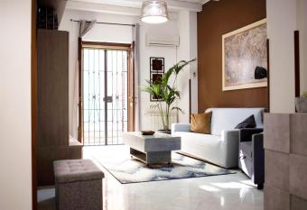 Kasbah Apartment has Balcony rooms