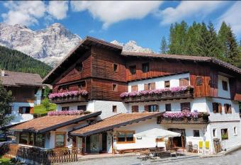 HOTEL BOSCO VERDE has Balcony rooms