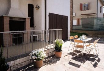 ( Art Of Relax ) La Casa dei 4 pini has Balcony rooms