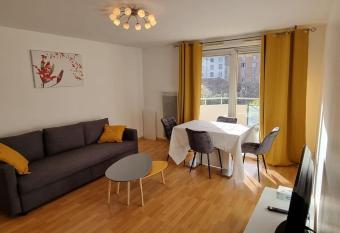 Cosy Rent Strasbourg Garage Wifi Terrasse Dream Host Romain has Balcony rooms