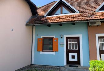 Lotty has Balcony rooms