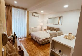 Apartman Puket has Balcony rooms