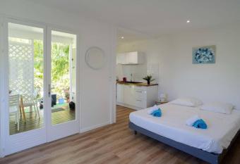 Perle des Cara  bes , Bungalow moderne N   14 allows 18 year olds to book a room