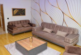 Centar 5 star has rooms with a private hot tub