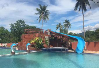 Hana-Natsu Resorts Pool & Hotel has Balcony rooms