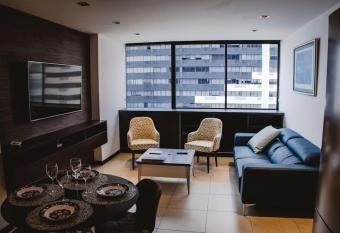 Puerto Santa Ana Apto. check in autom  tico+Parqueo has rooms with a private hot tub