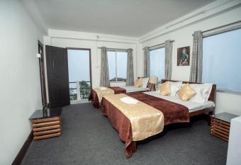 Nilaya Dhupidara Homestay has Smoking/Balcony rooms