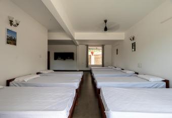 Chikmagalur Bliss by Roamhome allows 18 year olds to book a room