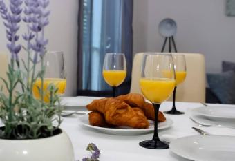 Agape Apartment has Balcony rooms