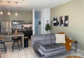 The West Apt, live the experience!!! has Balcony rooms