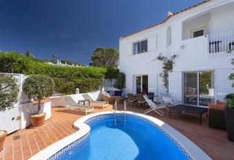 Vila Fuga has Balcony rooms