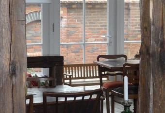 Pension Kchischowka allows 18 year olds to book a room