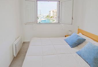 T2 dans la marina du port de Canet - 2622 - has Balcony rooms