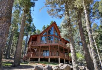 Log Home Just 1/2 Block From Angel Fire Country Club/Fine Dining/Golf Course has Balcony rooms