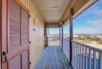2312 Topsail Dunes has Balcony rooms