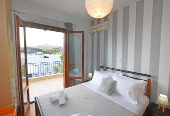 Mesaria House Syros allows 18 year olds to book a room