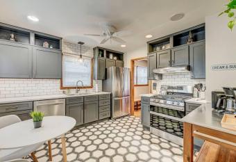 Butterfield Bungalow in Northside Indy allows 18 year olds to book a room