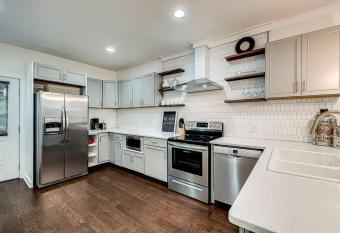 Indy Downtown Retreat near Lucas Oil Stadium allows 18 year olds to book a room