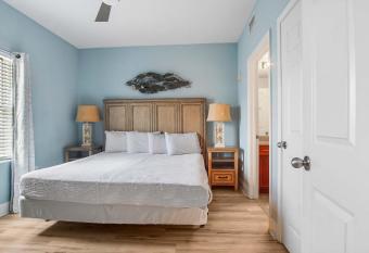 Ocean View and steps from the beach at LTW 1803 has rooms with a private hot tub