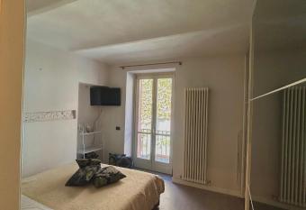 Casa Enri has Balcony rooms