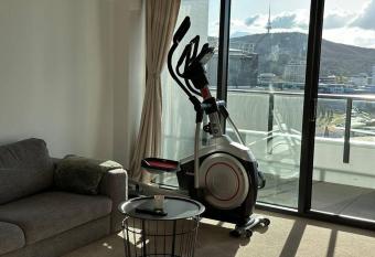 1BR City Apt-Parking&View& Homey has Balcony rooms